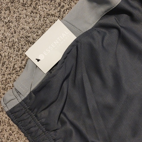 ESSENTIAL Men's Black and Gray Athletic Shorts - Picture 2 of 5